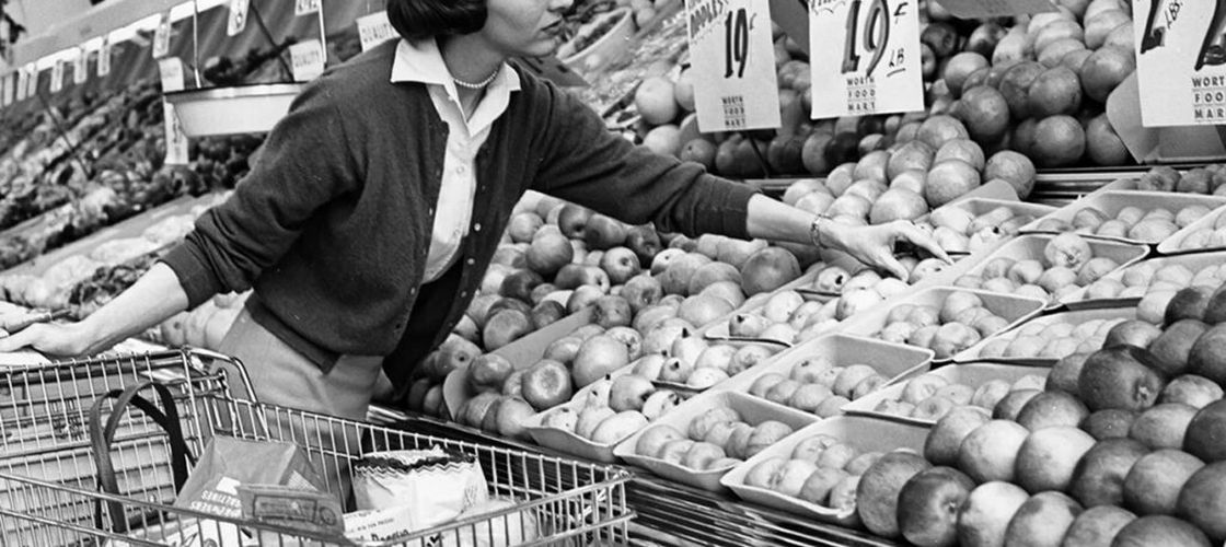 Cum arătau cumpărăturile în anii ’60 / Fotografiile de arhivă dintr-o publicație americană dezvăluie cât costau alimentele și cum s-au schimbat obiceiurile de consum