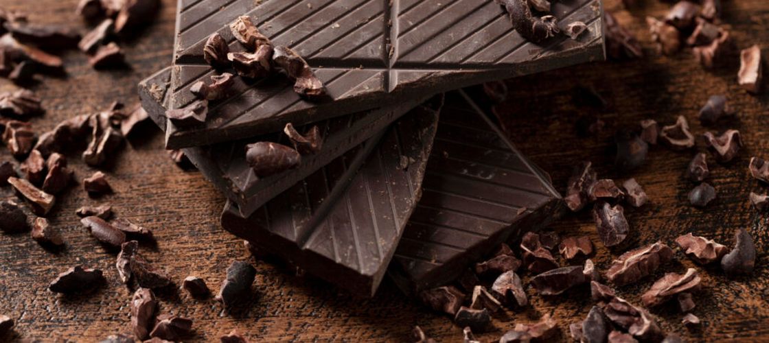 Veste bună pentru iubitorii de ciocolată / O substanță din cacao ar putea încetini îmbătrânirea / Ce au descoperit cercetătorii