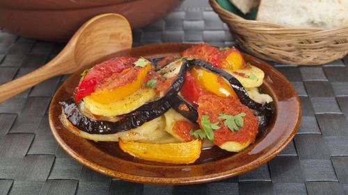 Michael Douglas și-a sărbătorit a 80-a aniversare la o masă cu vecinii din Valldemossa, Insula Mallorca, cu produse tradiționale și vin din Baleare