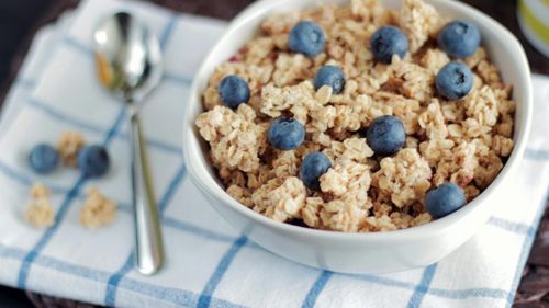 Un cardiolog dezvăluie ce mic dejun preferă, pentru a-și menține inima sănătoasă/Acest mic dejun reduce colesterolul și oferă organismului carbohidrați, proteine, grăsimi, fibre, vitamine, minerale și compuși vegetali