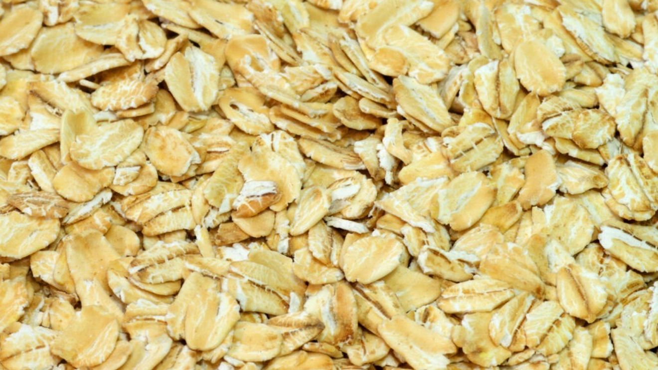 Ingredientul surprinzător pe care Gwyneth Paltrow îl adaugă în fulgii de ovăz / Sucul de portocale adaugă savoare și aromă de citrice la micul dejun