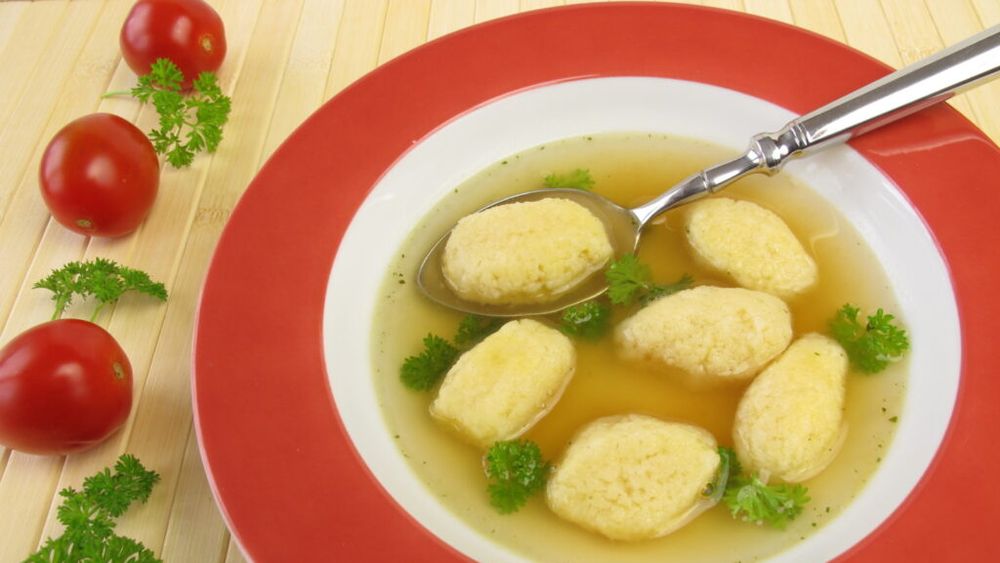 ABC în bucătărie | Cum gătești găluște pufoase și tăieței sau paste fără ou/ Alternative perfecte, pentru perioada postului, la rețetele clasice