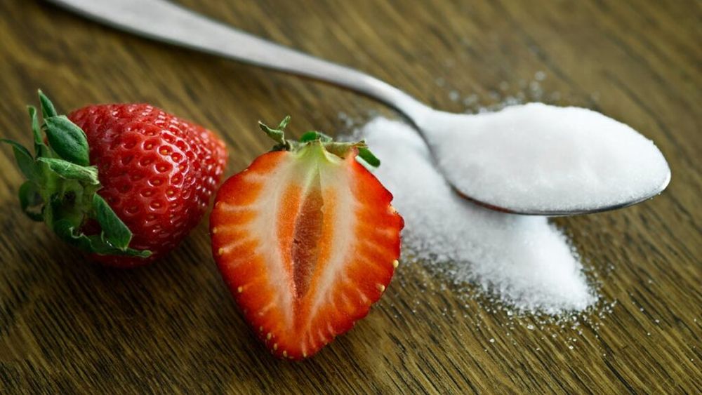 STUDIU Înlocuirea zahărului cu îndulcitori poate ajuta la menținerea pierderii în greutate fără a crește riscul de boală / OMS avertizase că indulcitorii artificiali cresc riscul de afecțiuni cronice