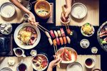 Ce mănâncă japonezii care ajung frecvent la 100 de ani / Filosofia ikigai, regula de 80% și obiceiurile asociate cu o viață lungă și sănătoasă