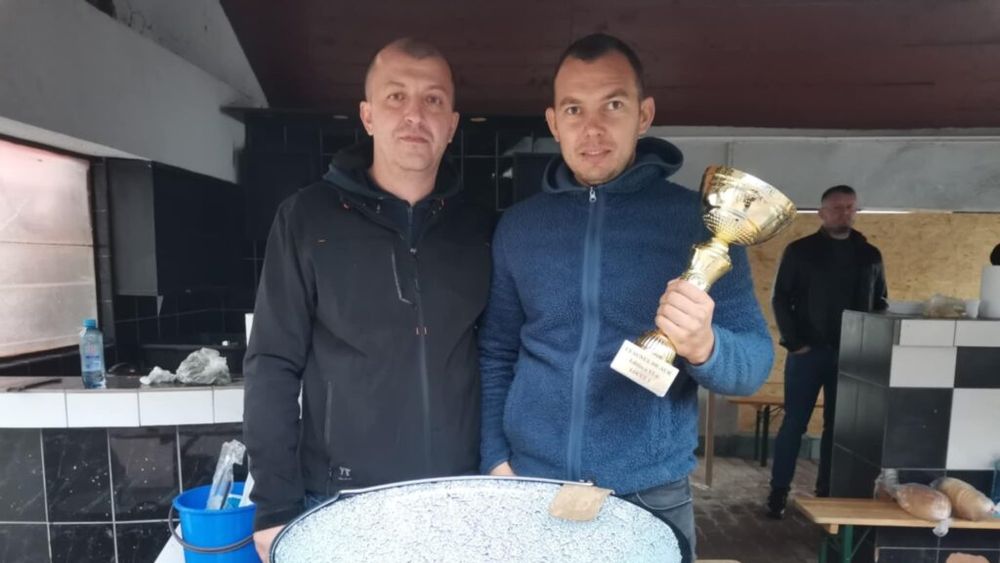 FOTO | Festivalul „Ceaunul de Aur”, între hram, inaugurarea centrului cultural și sărbătoare populară la Sânmartinu Sârbesc