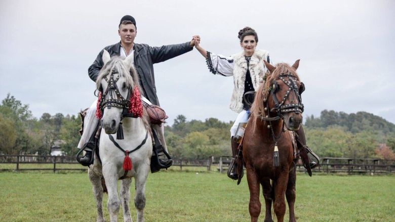 FOTO | Cum își vinde direct produsele familia Băluță de la ferma Stâna Vaideeni: producție zilnică, procesare proprie și magazine în Râmnicu Vâlcea și Horezu