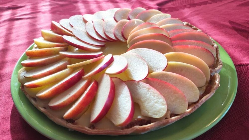 Ceva dulce | Prăjitură cu mere și cremă de vanilie/ Cu foarte puțin zahăr, poate fi desert, gustare sau mic dejun