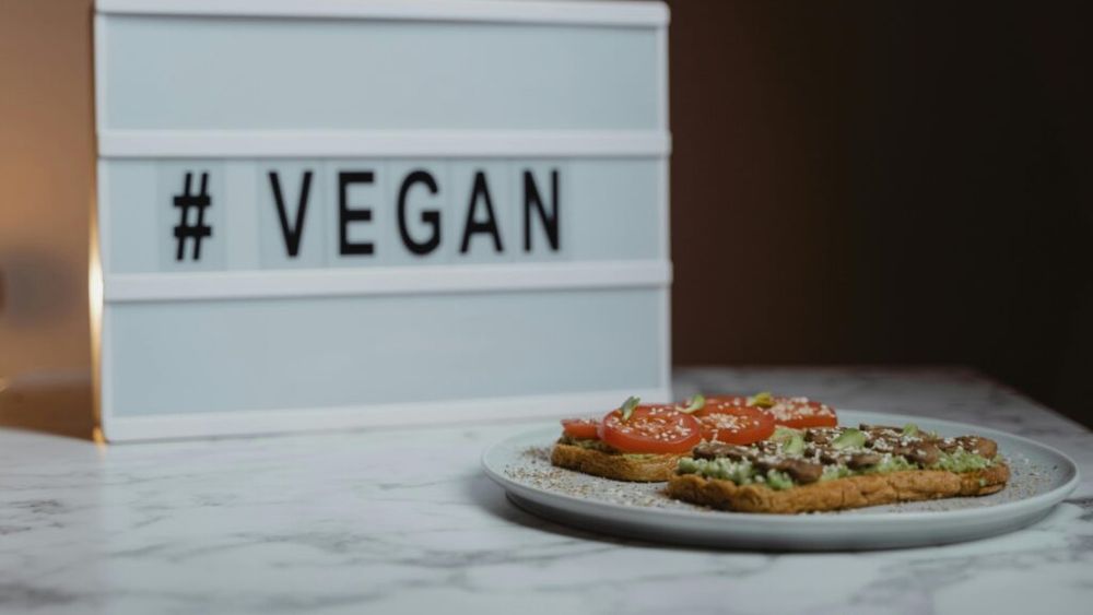 Sunt student, ce mănânc? Andreea consumă orice este vegan și proaspăt și evită alimentele de origine animală / „Pofta”, factor important în alegerea hranei