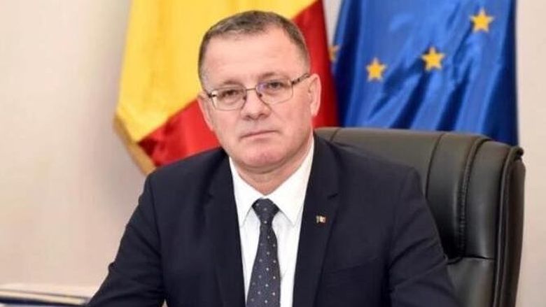 Adrian Oros, fostul ministru al agriculturii, acuză conducerea ANSVSA de  incompetență/ ”Există suspiciuni că, în urma interzicerii exporturilor, băieții șmecheri fac mulți bani.”/ Oros cere ANSVSA să răspundă urgent, la 10 intrebări