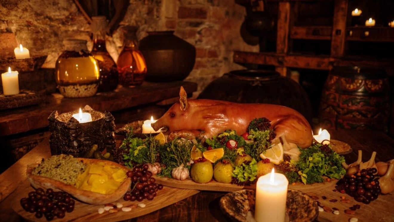 Sărbători cu gust autentic în Apuseni / Pensiunile din Cluj mizează pe meniuri locale și relaxare la munte, ciubăr și mese tradiționale