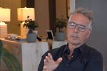 Oamenii care ajung la 100 de ani nu sunt „obsedați” de proteine / Ce predomină în dieta Blue Zones, potrivit expertului în longevitate Dan Buettner