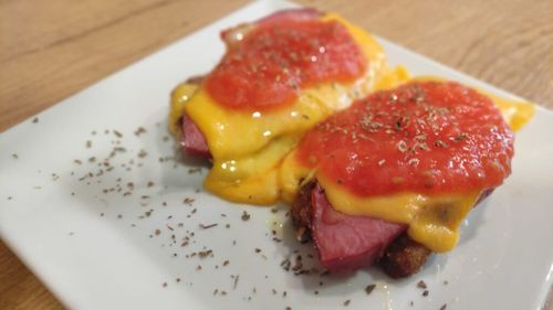 Rețetele Juanitei | Milanesa napoletana/ Șnițel clasic și încă ceva, totul gratinat în cuptor