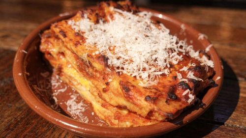 Rețetele Juanitei | Lasagna cu foi proaspete de casă/ Rețeta tradițională italiană pe care o poți combina cu straturi de carne ragu sau o umplutură vegetală, de post