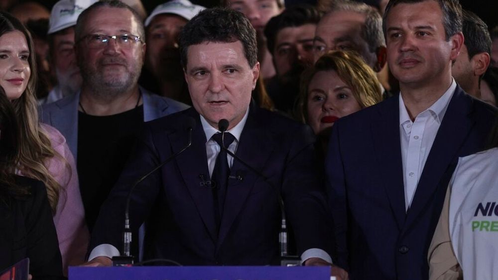 Nicuşor Dan, după inundaţiile din Neamț și Suceava: „Arată cât de importante sunt investiţiile sustenabile în prevenţie şi protecţie împotriva riscurilor climatice” / „România trebuie să îşi consolideze infrastructura de apărare împotriva dezastrelor naturale”