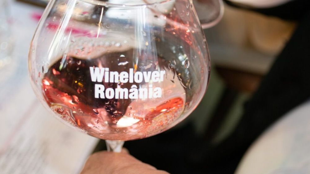 Specialiști români și străini au desemnat cele mai bune vinuri rose autohtone din 2024
