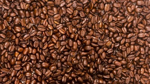 Cafeaua a fost prima marfă trimisă printr-un serviciu oficial de transport transatlantic cu avionul / Evenimentul a avut loc în 1927