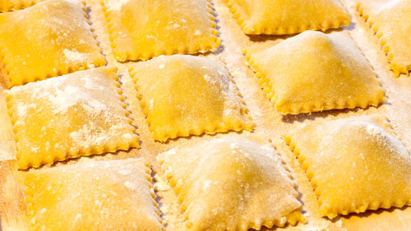 Satul italian celebru pentru vinuri și peisaje a intrat în Cartea Recordurilor cu un preparat uriaș. Cât a cântărit agnolotti