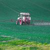 Fermierii ucraineni cer timp pentru a adopta regulile UE privind pesticidele / Adaptarea ar costa 2,5 miliarde de euro / Subvențiile PAC ar putea fi introduse treptat