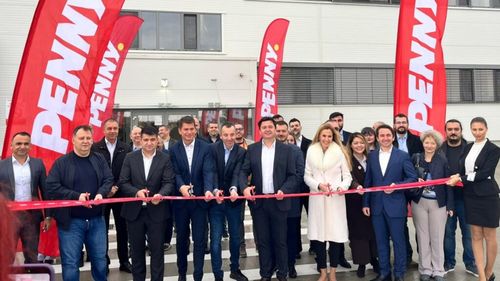 FOTO | Penny a inaugurat al cincilea centru logistic al rețelei, la Mihăilești / Investiția se ridică la 35 de milioane de euro / Încălzirea depozitului se face exclusiv cu ajutorul energiei regenerabile