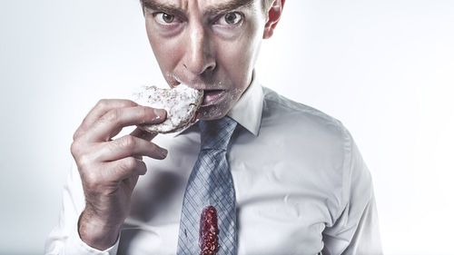 Cea mai mare greșeală în ceea ce privește pierderea în greutate, conform unui dietetician/Bonus: cum să o eviți