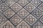 Barcelona va testa un asfalt ecologic din sâmburi de măsline și resturi de pin pentru a reduce emisiile din lucrările publice