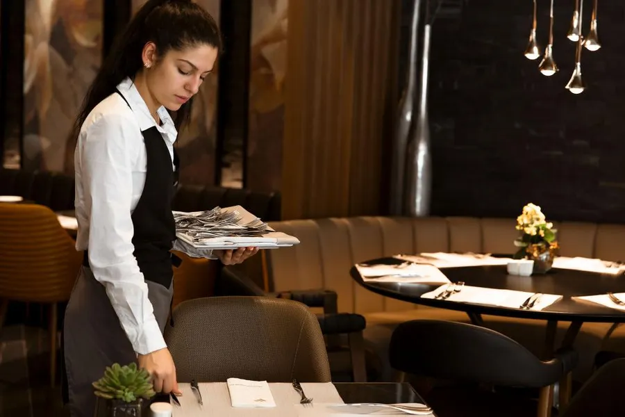 Povestea din spatele celebrului hotel „Mediterranean Palace” din Salonic