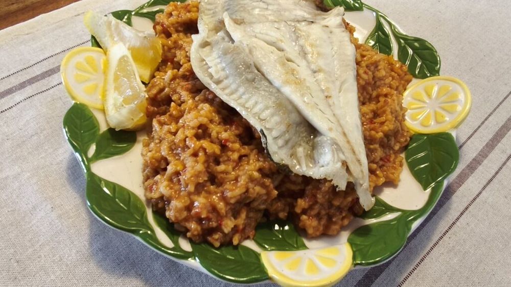 VIDEO FOTO | Orez cremos cu file de calcan. Prânz mediteraneean cu gust de pilaf românesc