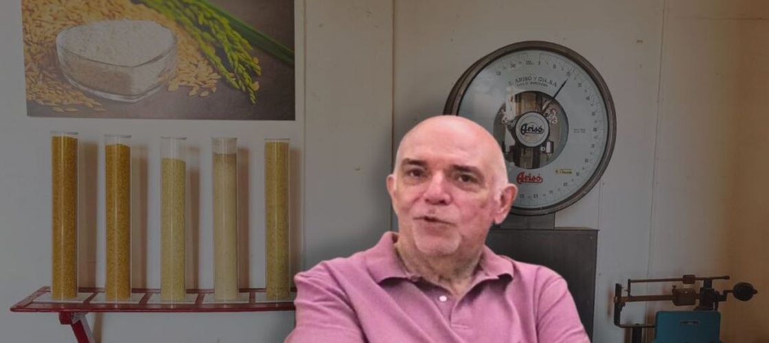 FOTO-VIDEO | Orezul integral și cel alb sunt de fapt aceeași plantă, prelucrată diferit. Despre cum ajunge orezul pe masă și multe alte explicații date de custodele Muzeului Orezului din Delta Ebrului
