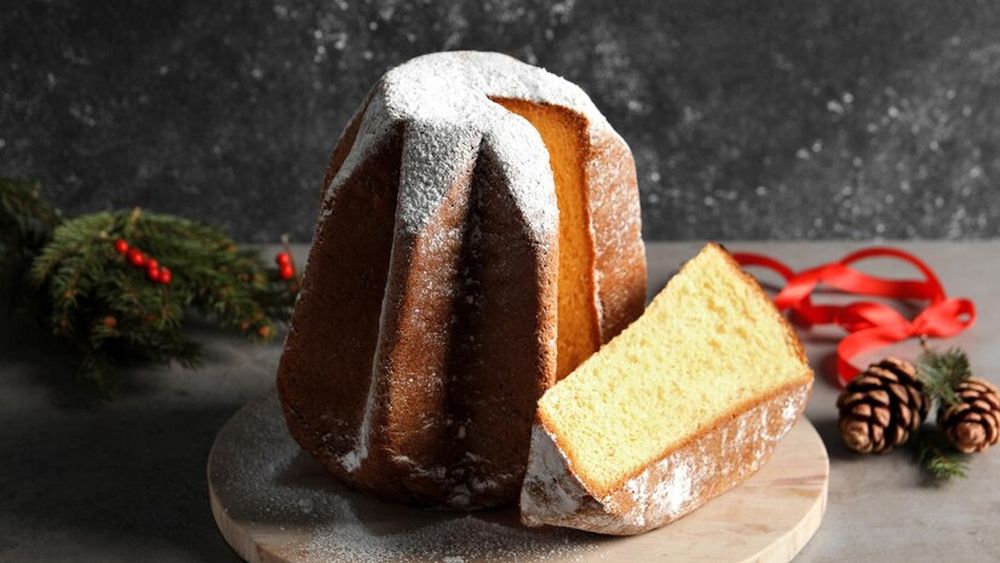 Pandoro, ruda mai puțin celebră a cunoscutului panettone italian. De ce producția artizanală are mai puțin succes, deși sunt produse doar la un pas distanță și cererea este la fel de mare