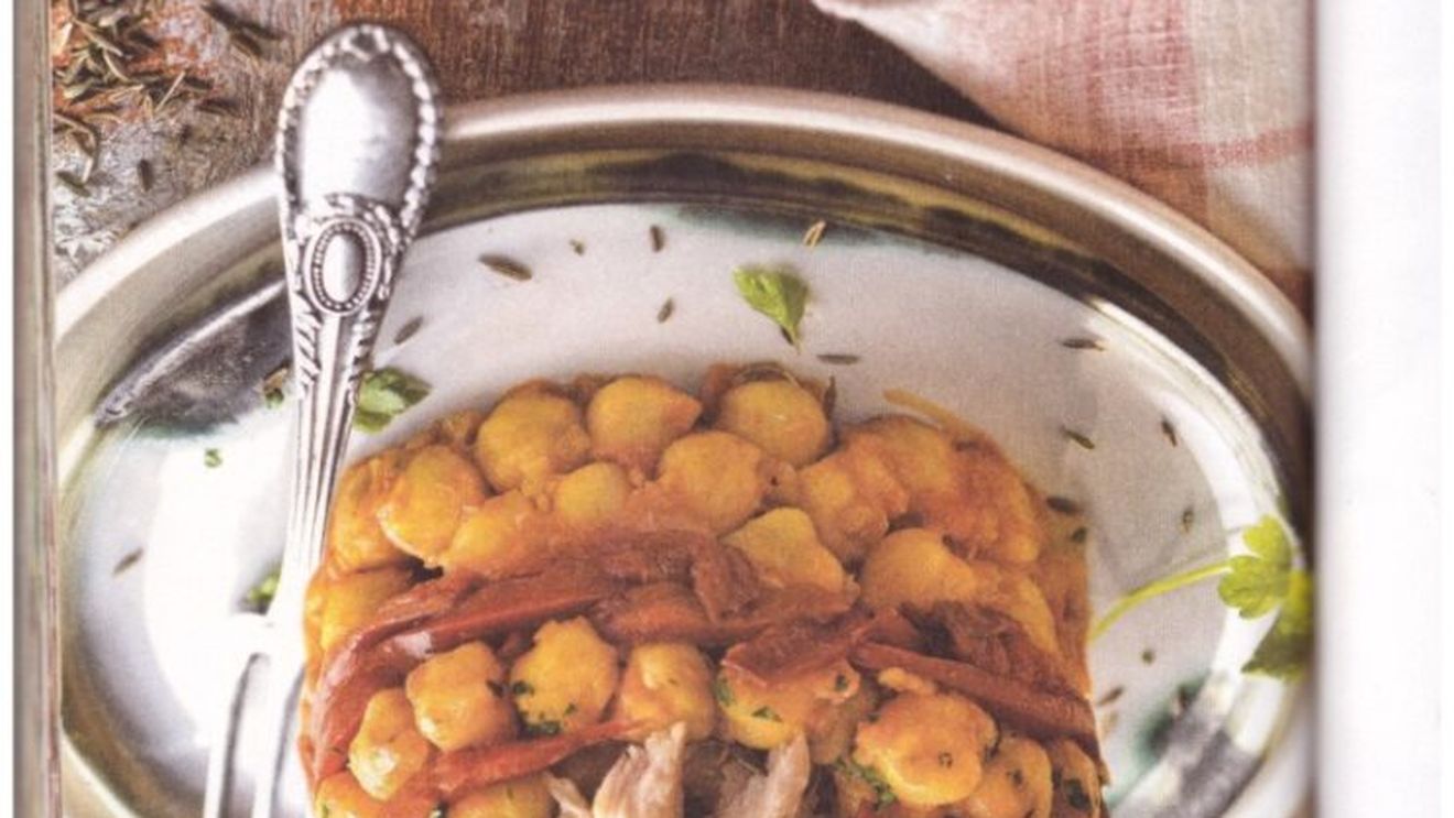 Idei de cină/ Salată de năut cu ton din conservă și ardei/ Ce rămâne poți lua mâine la pachet pentru prânz/Rețetele Juanitei