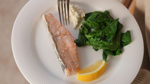 Cei mai importanți micronutrienți pe care trebuie să-i incluzi în dieta ta pentru o sănătate mai bună / Alimentele în care se găsesc / Magneziul, implicat în peste 300 de reacții biochimice din organism