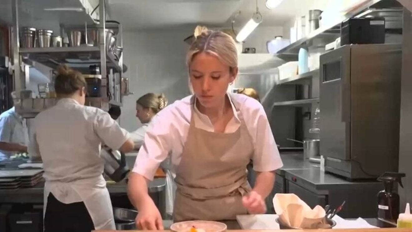 Dacă gătitul ar fi sport olimpic, Franța ar câștiga aurul. Manon Fleury a reprezentat Franța la scrimă înainte de a deschide restaurantul Datil în inima Parisului
