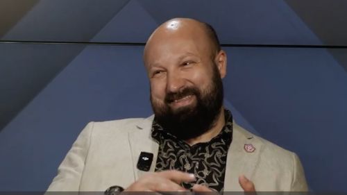 Chef Alex Cîrțu: „Dacă tu rupi fast-food-ul și bei băuturi carbogazoase, e foarte greu de crezut că și copilul tău va ajunge să mănânce zucchini” / Cum învață cei mici să facă alegeri alimentare sănătoase