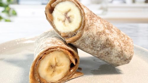 Ceva dulce | Rulouri de tortilla cu banane și unt de arahide, un desert delicios, sănătos și rapid de preparat