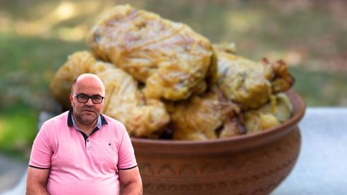 VIDEO | De la Sarmale la Tapas/ Sarmalele au fost primul fel de mâncare pe care l-a testat în România/ Dar mai ales ține minte sarmalele de la nunta sa din Bistrița/ Spaniolul Agustin Montero: „A fost o nuntă tradițională, a durat trei zile”