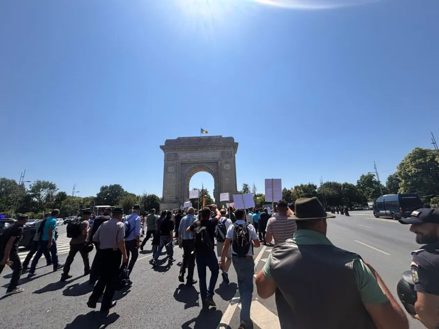 protest-oieri-ansvsa-export-ovine-alexandru-bociu-piata-victoriei-tanczos-barna-comisia-europeana-romovis-pesta-rumegatoarelor-mici