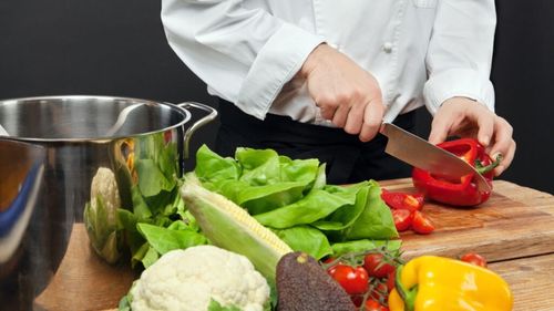 Potasiul ar putea fi secretul unui somn odihnitor / Mineralul poate ajuta corpul să se relaxeze și să doarmă mai bine / Descoperă ce alimente să consumi seara pentru un somn profund