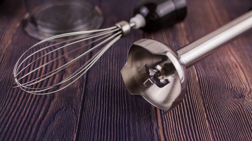 Cinci accesorii utile în bucătărie pe care să le „vânezi” de Black Friday / Recomandările ANCOM pentru achizițiile online