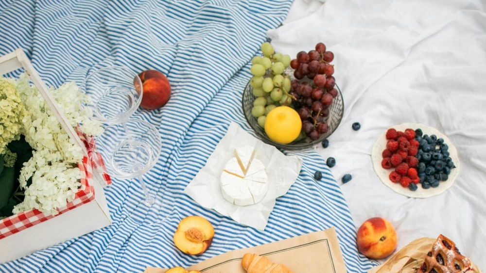 Cinci alimente cu mai mult resveratrol decât un pahar de vin / Potrivit nutriționiștilor, strugurii, nucile și afinele, în fruntea listei  alimentelor care conțin din belșug acest antioxidant