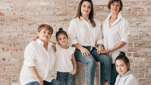 Dieta influențează hormonii femeilor? / Iată ce trebuie să mănânci în timpul menstruației, în sarcină sau la menopauză, pentru a reduce problemele hormonale