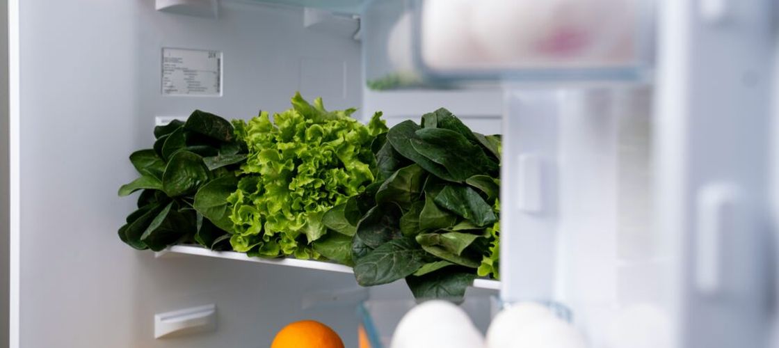 O nutriționistă dezvăluie cele cinci alimente pe care le are mereu în frigider / Sunt bogate în proteine și fibre, versatile și ușor de integrat în mese rapide