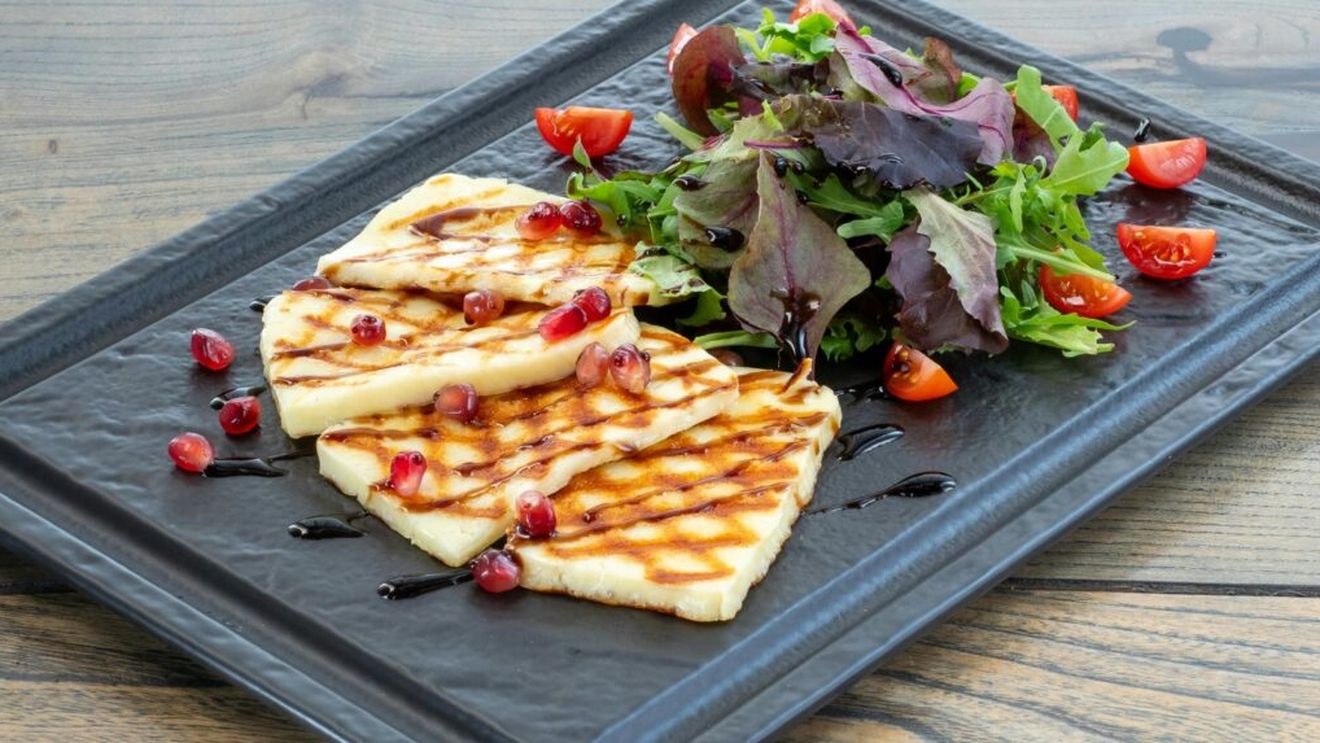 Este halloumi un aliment sănătos? Un nutritionist spune că acest tip de brânză este foarte sățios, plin de proteine, minerale și vitamine, dar recomandă consumul moderat, pentru că este foarte bogat în sare