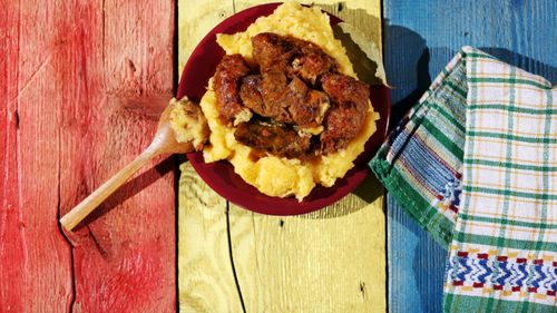 Prima rută gastronomică din Bistrița-Năsăud, lansată la Colibița / Turiștii au descoperit preparate tradiționale din Valea Bârgăului
