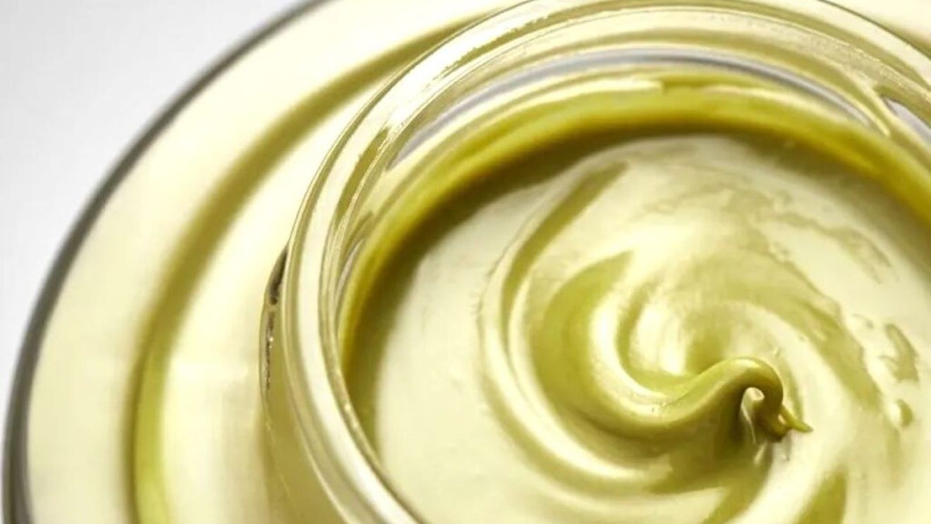 Cum prepari o delicată și rafinată cremă de fistic de asortat cu cozonacul la masa de Crăciun