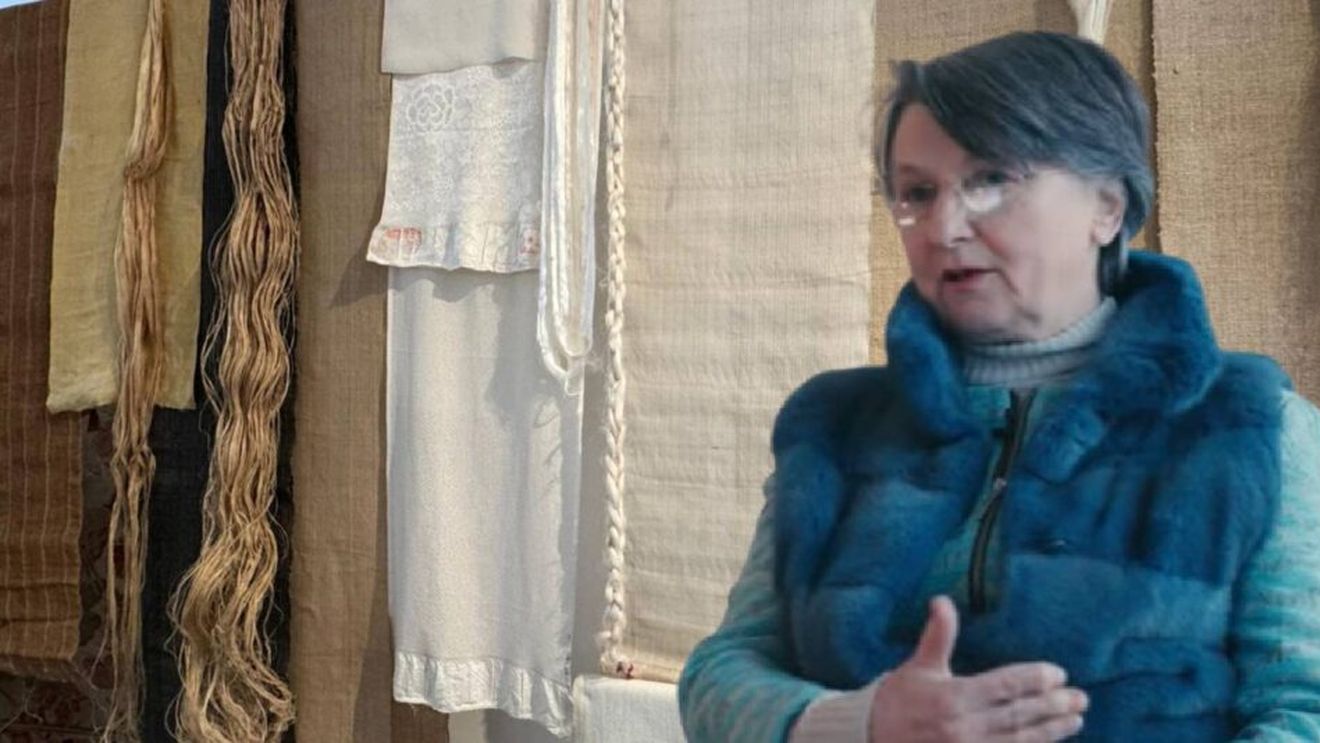 VIDEO | Florica Zaharia, fondatoarea Muzeului Textilelor: „Există textile de uz casnic foarte apropiate de ideea culinară. Este ștergarul pentru mămăligă, este ștergarul care se punea peste coșul în care se ducea pomană sau colacul la Paște”