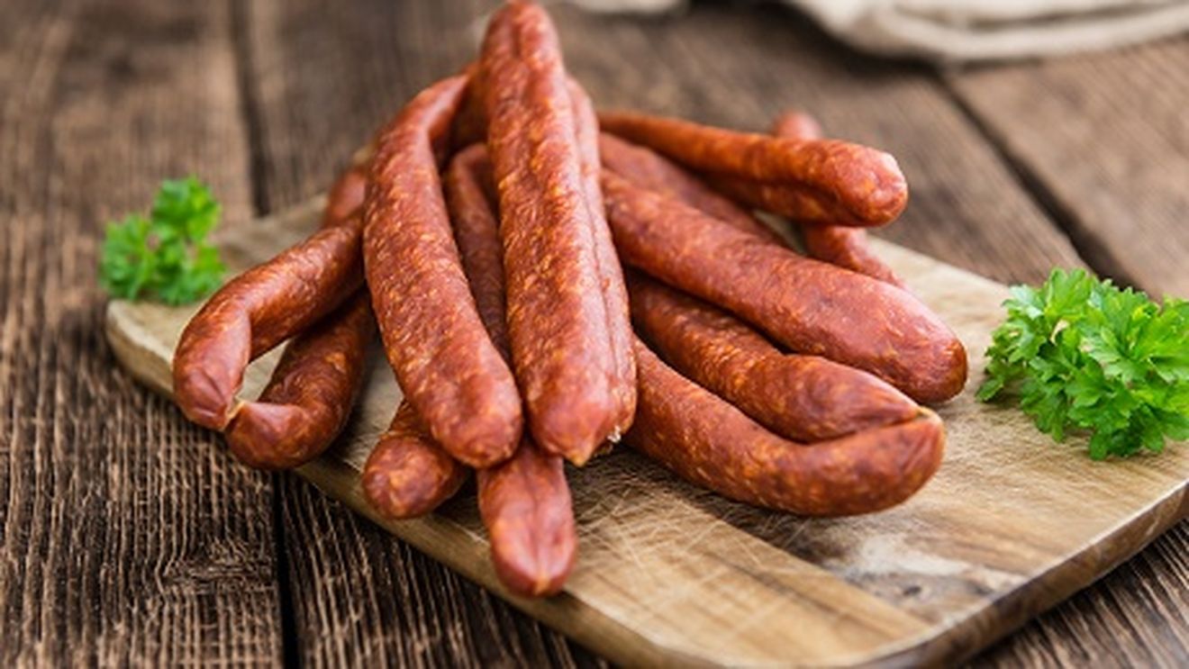 Gata cu mișmașurile! Consumatorii europeni vor să știe ce mănâncă și, pentru asta, obligă producătorii de hrană să dea dovadă de transparență