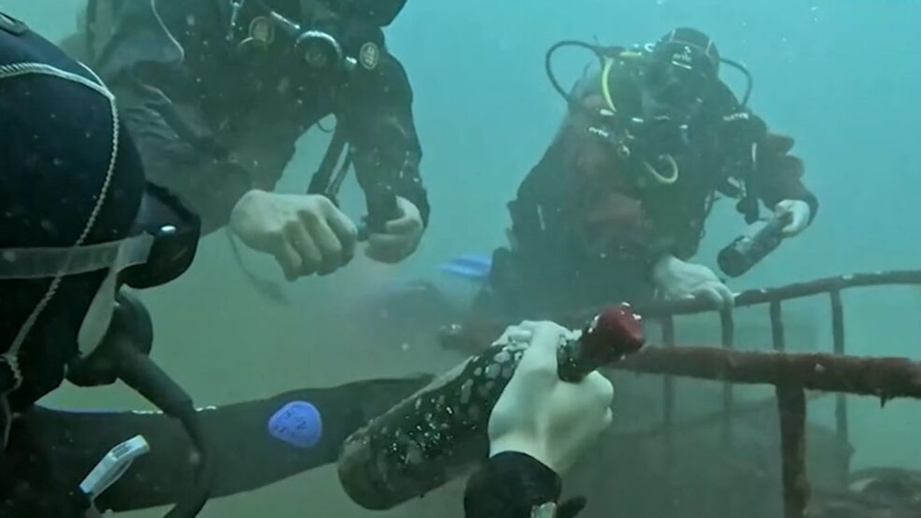 Vinul maturat sub apă / Cum transformă Chile oceanul într-o pivniță pentru vinuri de colecție / Proiectul nu este doar știință și afacere, ci se dezvoltă și ca atracție turistică