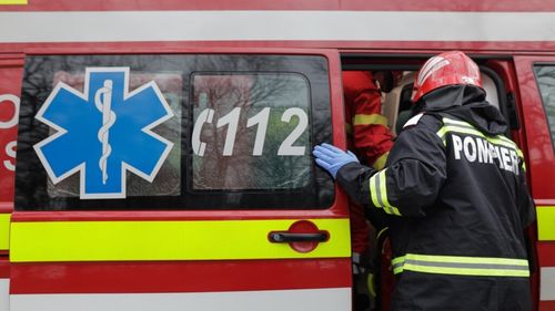 35 de clienţi evacuaţi preventiv dintr-un supermarket din Brașov, în urma unei suspeiciuni de intoxicație / ISU: „Personalul medical evaluează starea de sănătate a celor afectaţi”