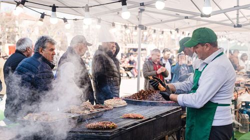 Preparate culinare din întreaga lume vor fi de găsit la Plovdiv, Bulgaria. Festivalul de street food, parte a celei de a 11-a ediţii a expoziţiilor Agra, Vinaria şi Foodtech