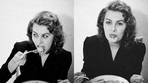 Spaghetti cu sos crud din pătrunjel și alte ingrediente mediteraneene, inventat de actrița Sophia Loren